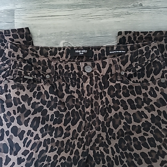 Nine West Cigarette High Rise Skinny Leopard Print Jeans Sz 6 ~ 28" W x 28" Insm - Picture 2 of 6